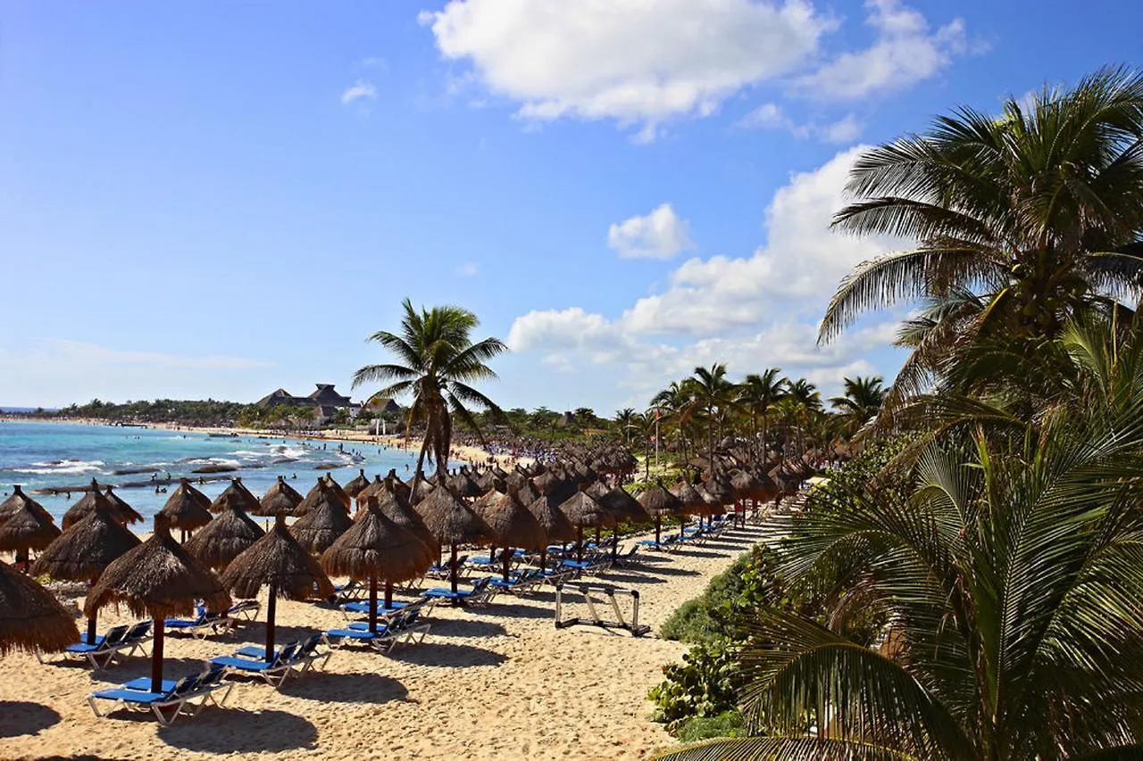 Akumal By Kiin Rentals